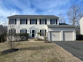 featured image of 32 Palace Ln