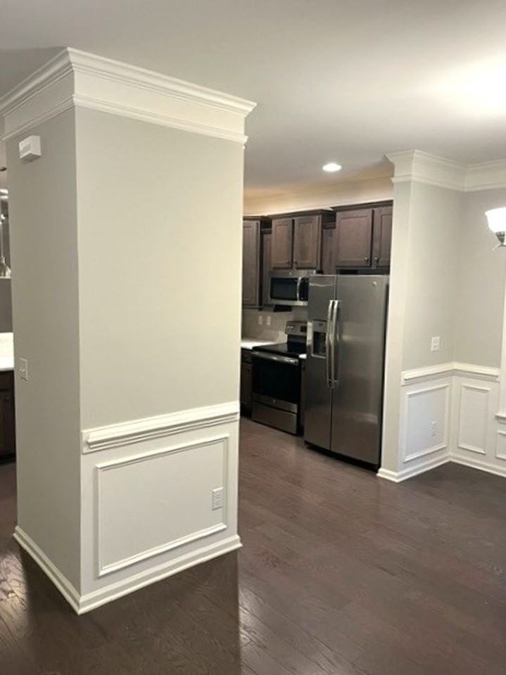 206 Swallowtail Ln - Photo 3 of 30