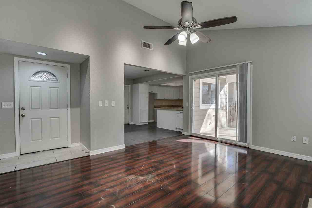 6624 Nw 124th St - Photo 6 of 29