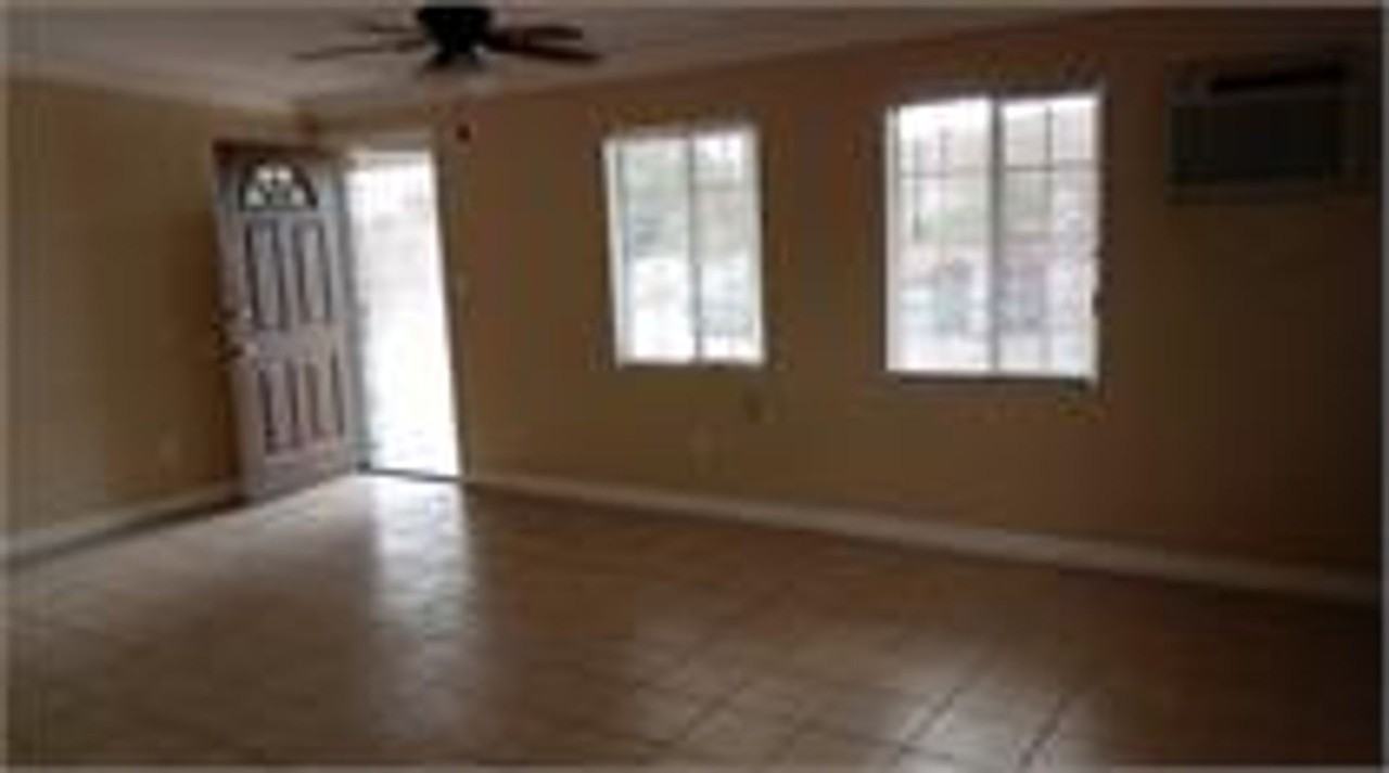 6672 Rose Ellen Ave - Photo 3 of 7