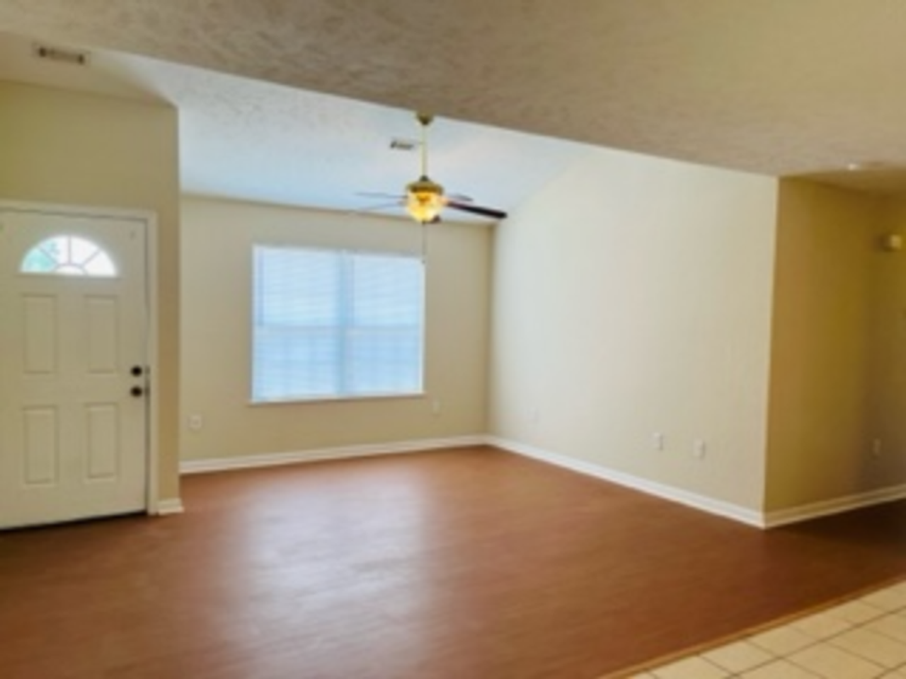 140 Kinney Rd - Photo 4 of 6