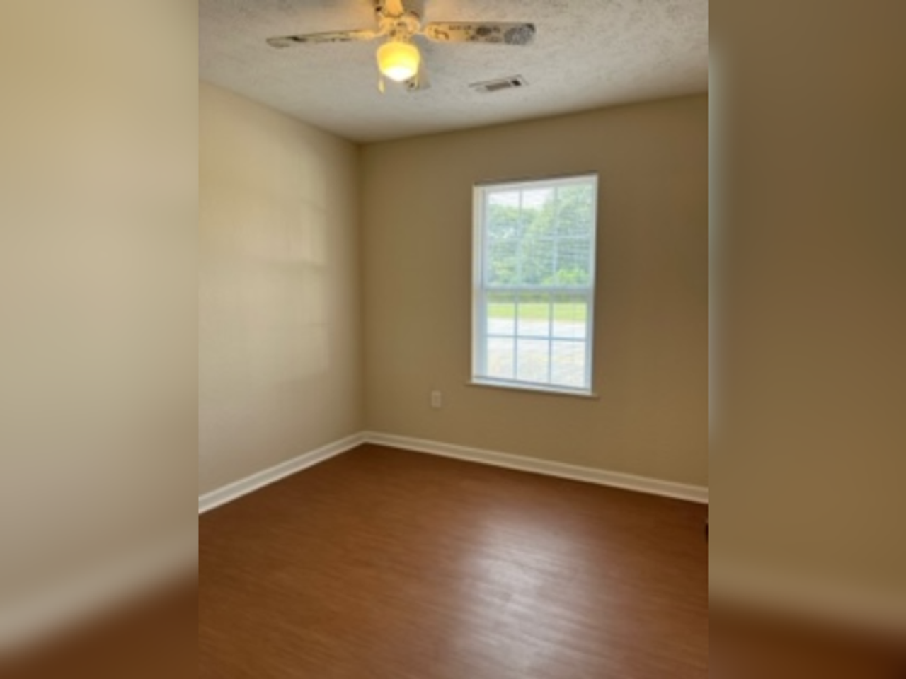 140 Kinney Rd - Photo 5 of 6