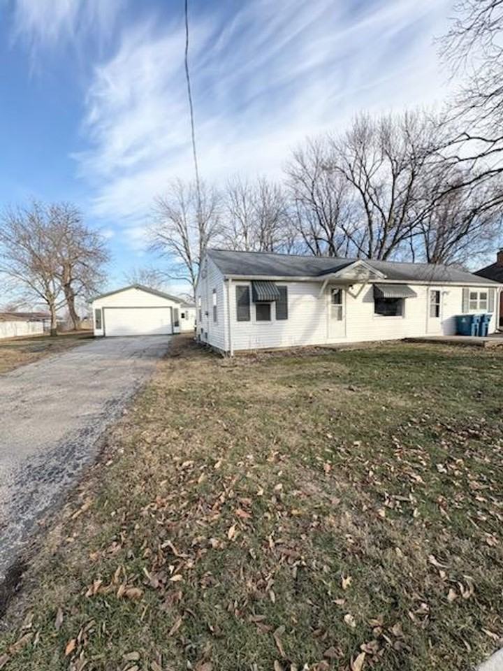 108 S Washington St - Photo 2 of 15