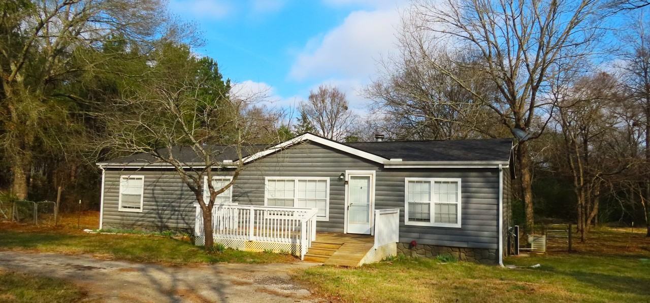 10615 County Road 149 - Photo 3 of 28