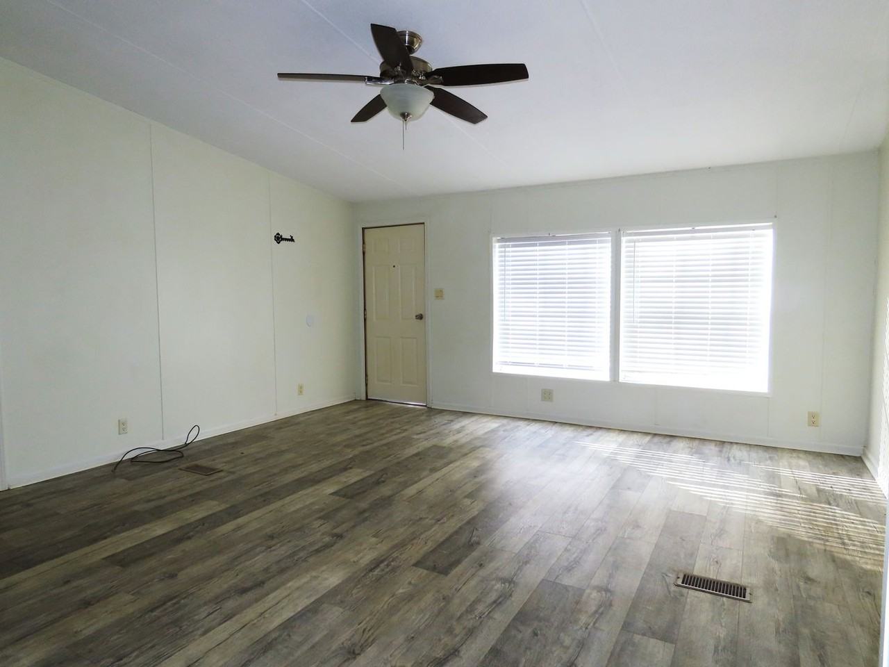 10615 County Road 149 - Photo 5 of 28