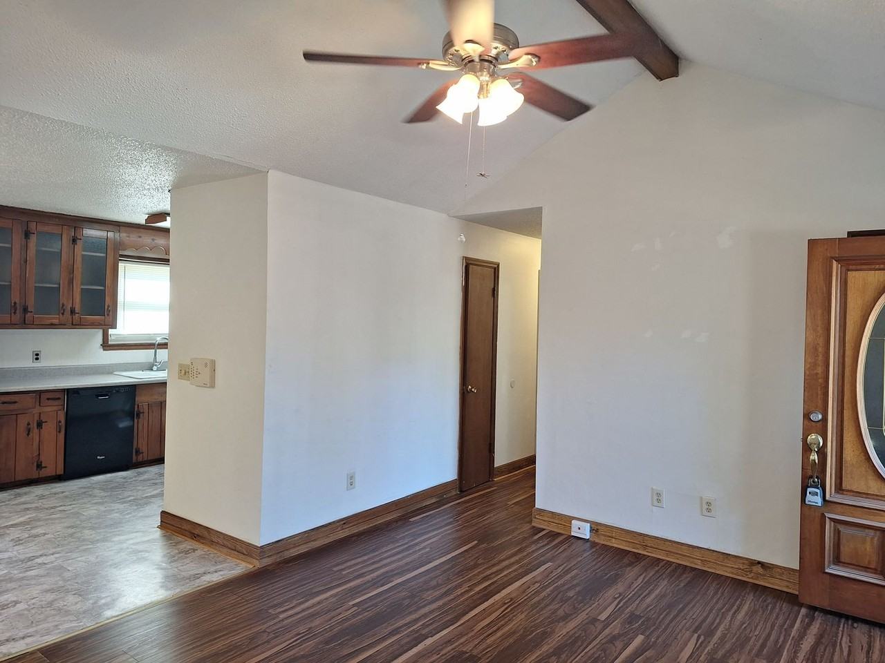 1873 Koon Rd - Photo 4 of 31