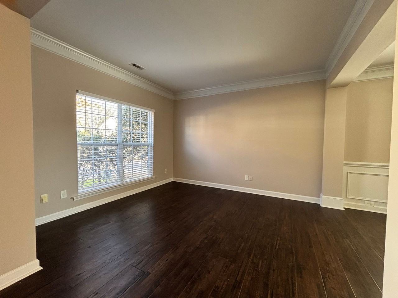 1030 Yellow Daisy Dr - Photo 3 of 27