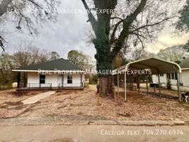 featured image of 147 Dixon Cir