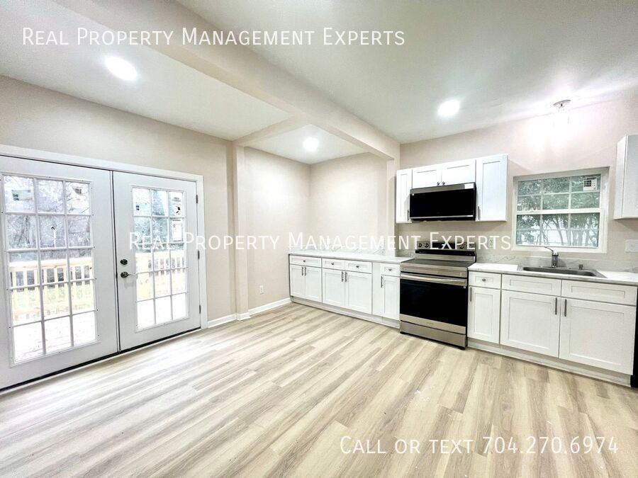 147 Dixon Cir - Photo 4 of 14