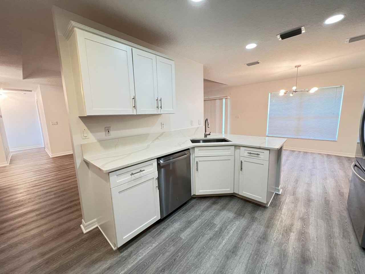 2644 Sw 20th Cir - Photo 7 of 24