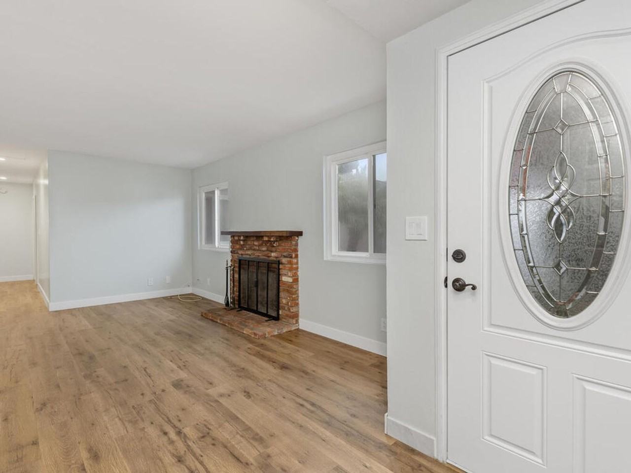 1604 Grandview St - Photo 6 of 28