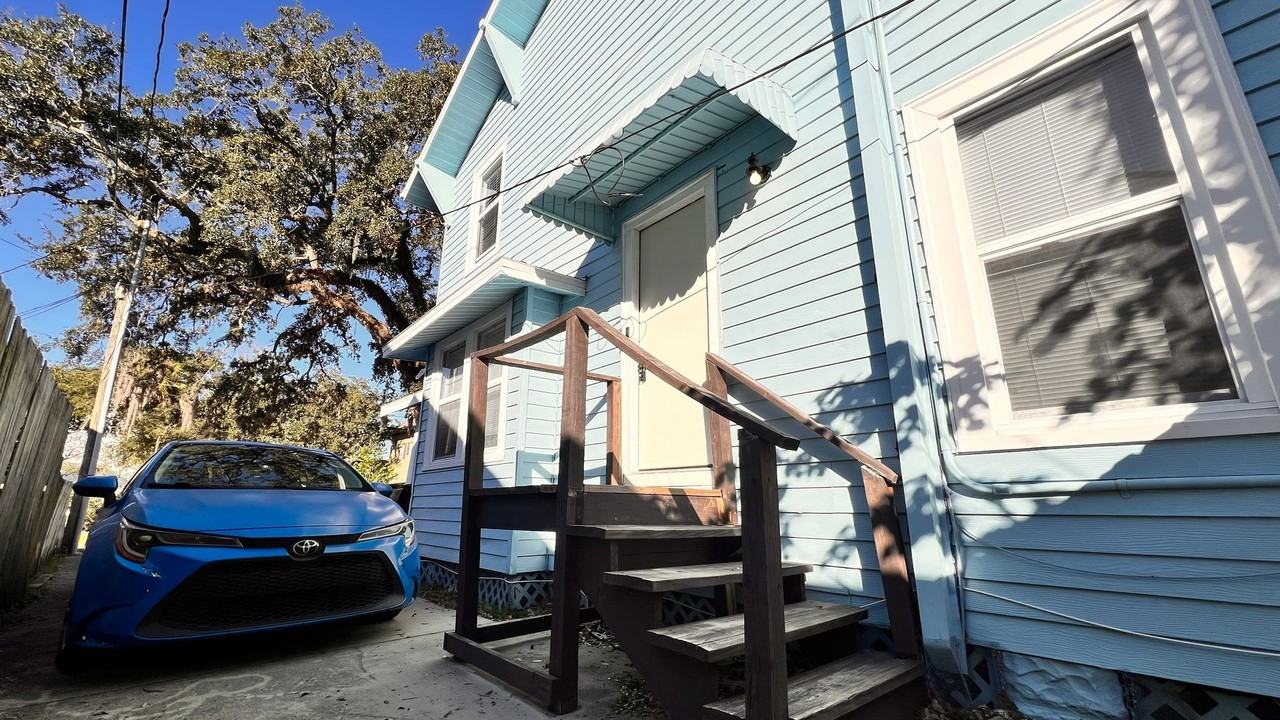 35 Hill Ave #1 - Photo 2 of 14