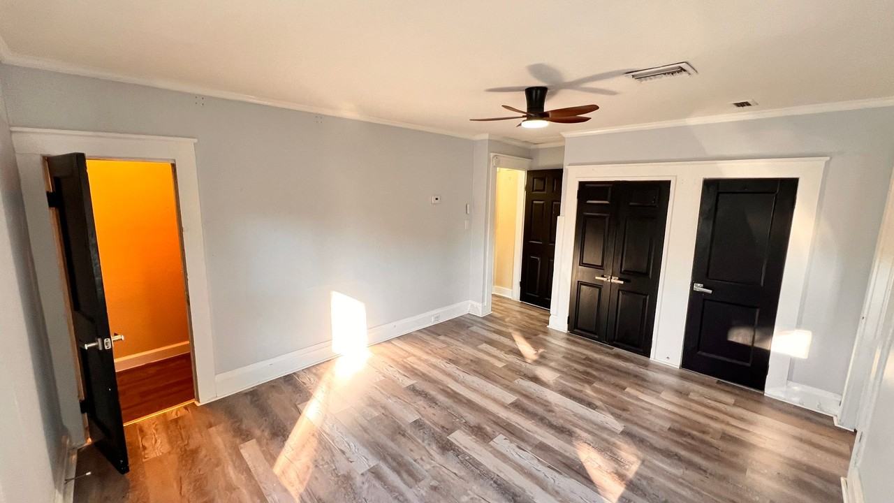 35 Hill Ave #1 - Photo 4 of 14