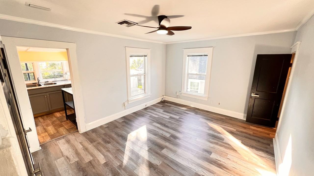 35 Hill Ave #1 - Photo 7 of 14