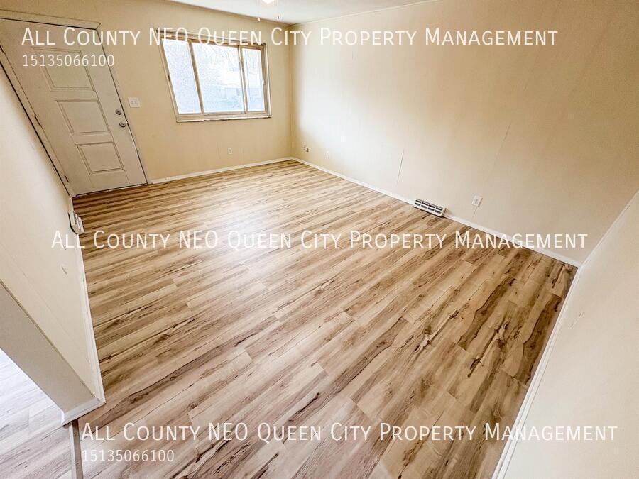 2420 Ulrich Ave - Photo 5 of 22