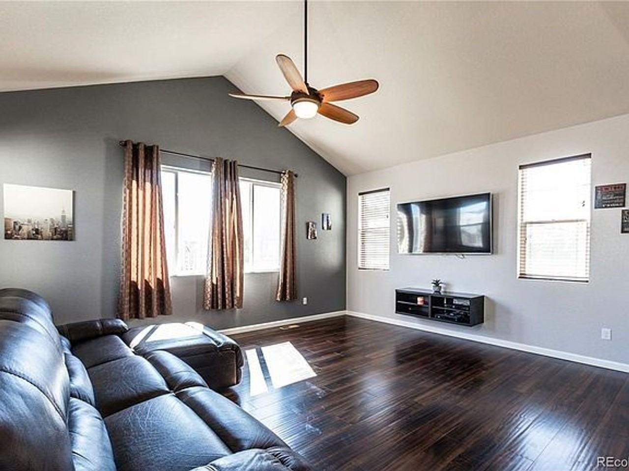 10062 Altura St - Photo 5 of 22