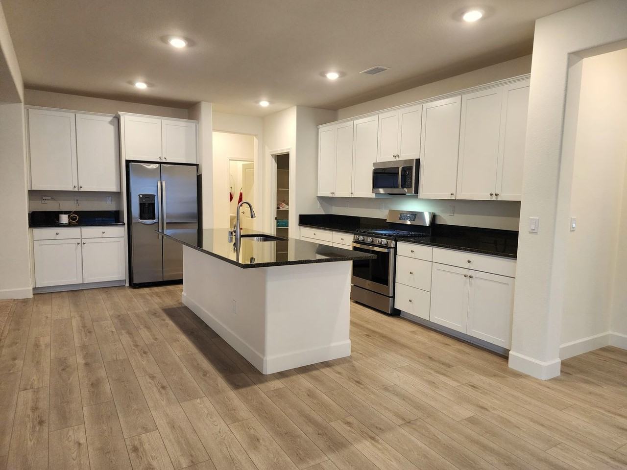 822 Wild Daisy Way - Photo 7 of 26