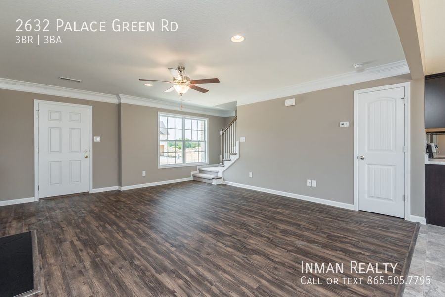 2632 Palace Green Rd - Photo 4 of 40