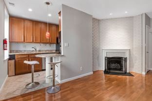 2001 16th St Nw #302 - Photo 1 of 1