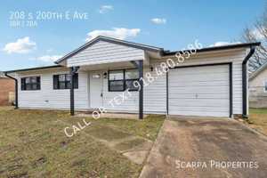 featured image of 208 S 200th East Ave