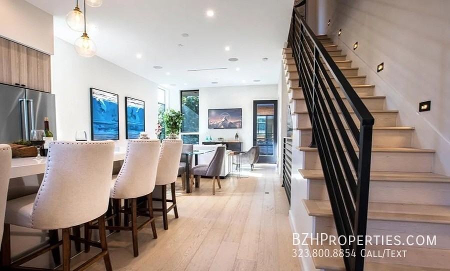 4429 Tujunga Ave - Photo 5 of 26