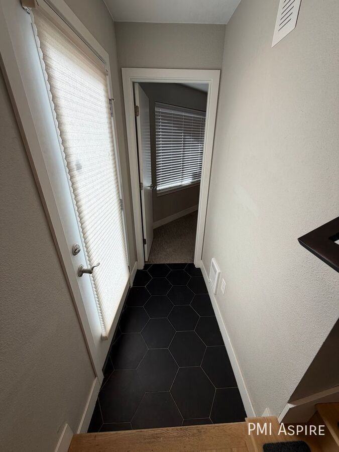 5151 W 10th Ave #5151 - Photo 4 of 15