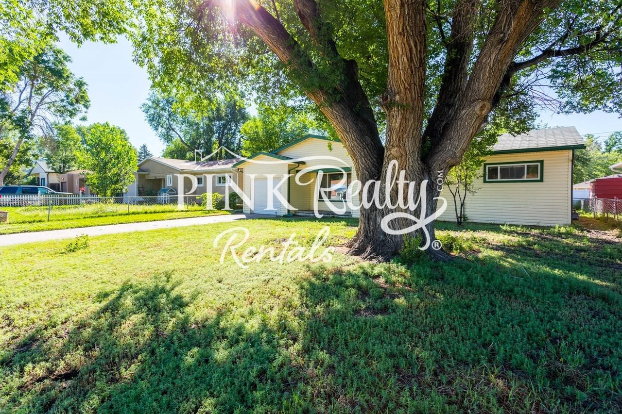 133 Steven Dr - Photo 4 of 31