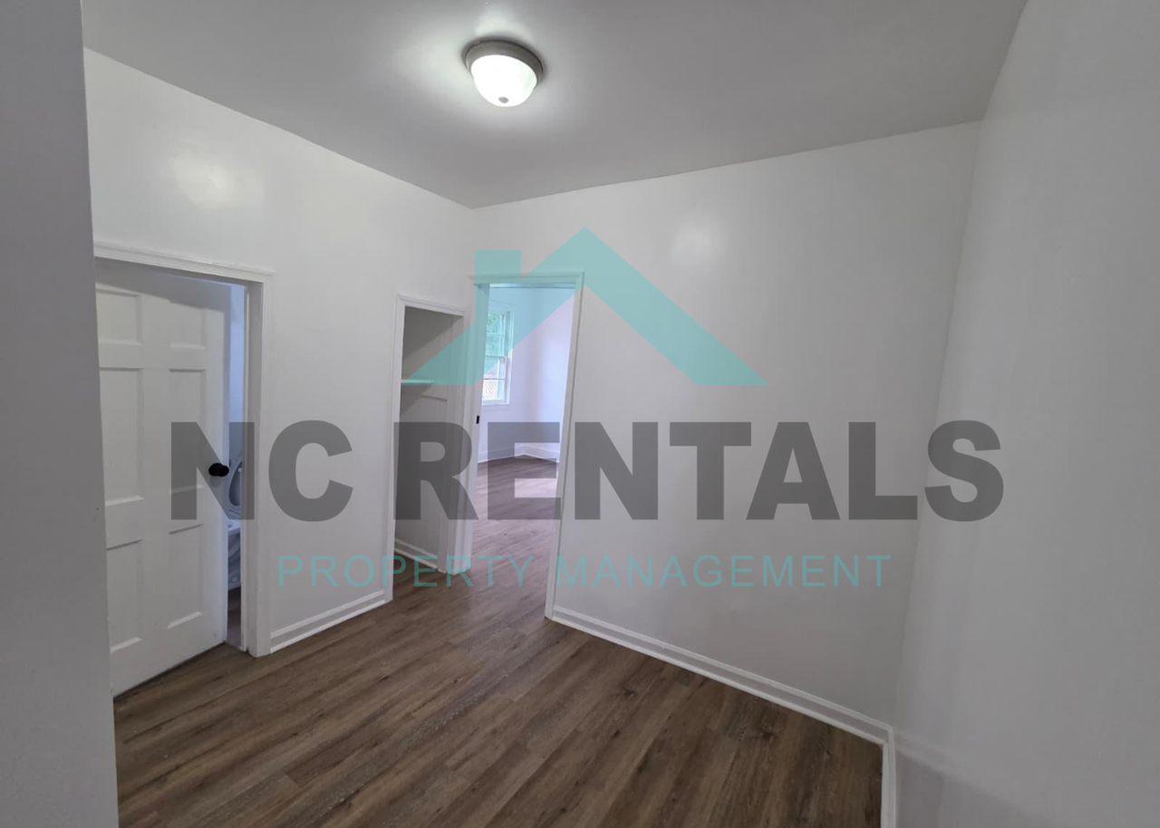 226 Wayne Ave - Photo 6 of 14