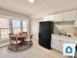 featured image of 1041 Lake Ave #5