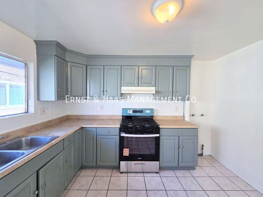 1330 Walnut Ave #04 - Photo 6 of 15