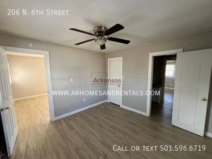 206 N 6th St - Photo 6 of 10