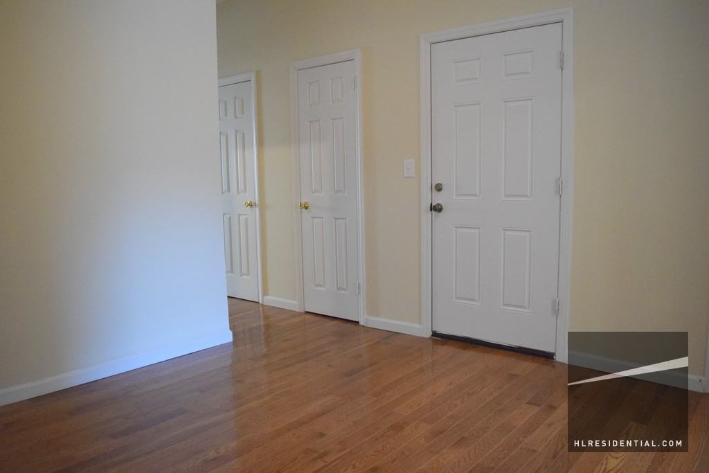 618 E New York Ave #2 - Photo 2 of 13