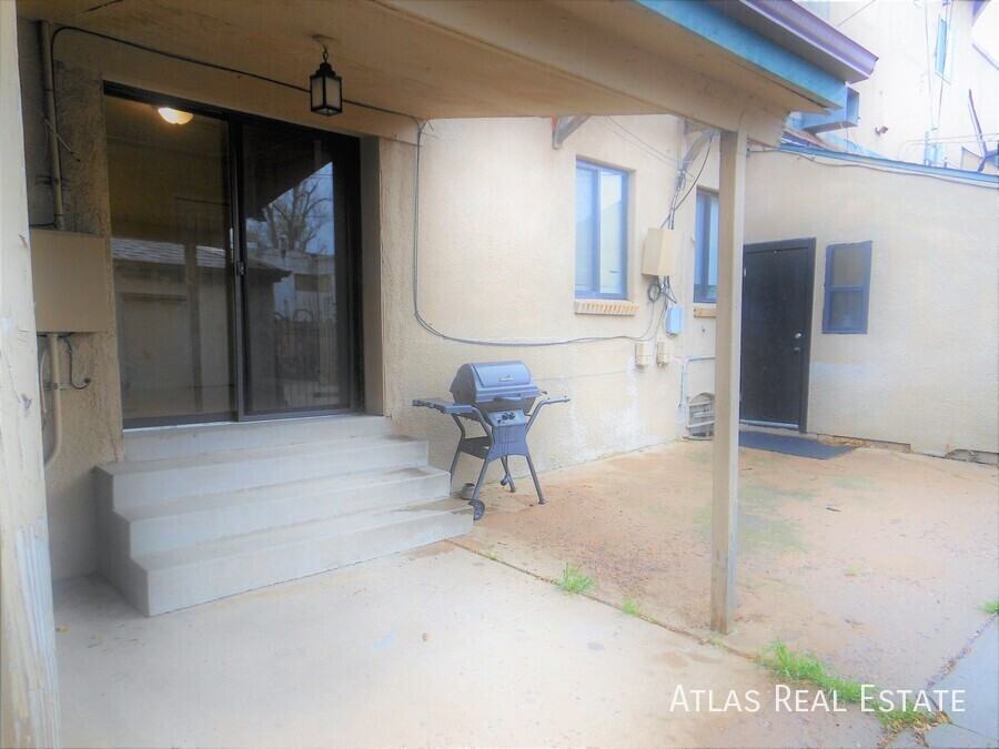 1523 W 34th Ave - Photo 7 of 9