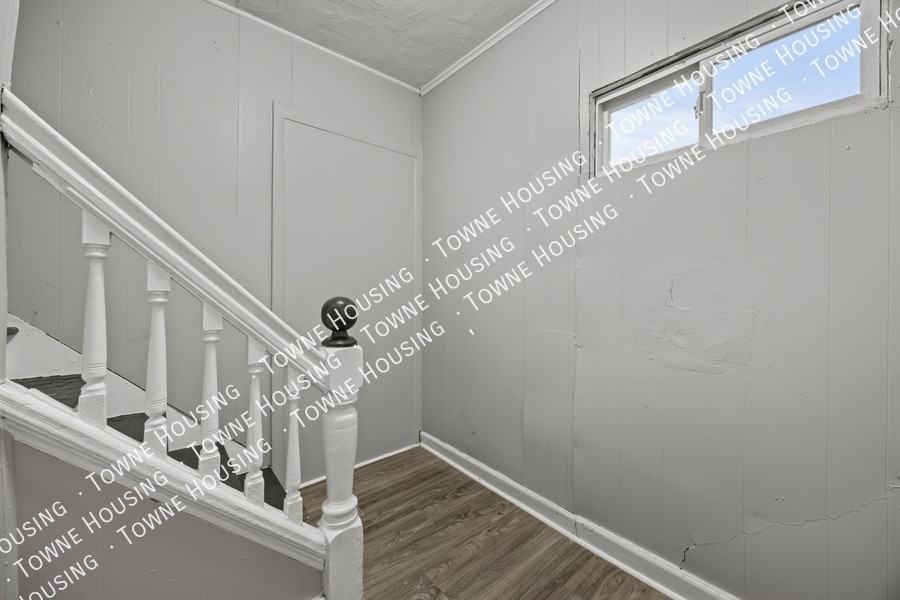 1361 North Ave #1 - Photo 4 of 12