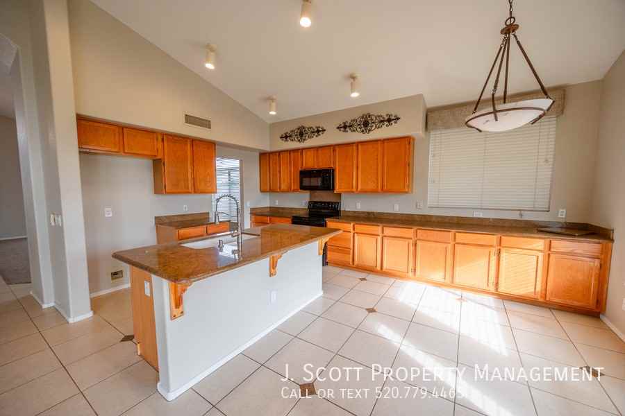 7417 W Candelaria Dr - Photo 7 of 25