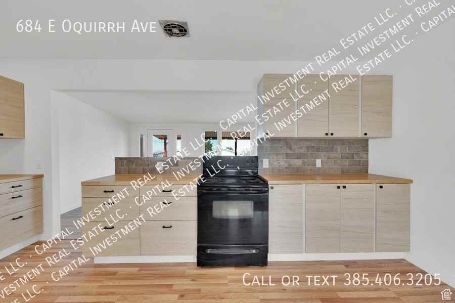 684 Oquirrh Ave - Photo 7 of 26