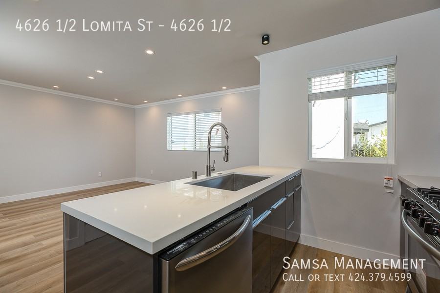 4626 1/2 Lomita St #4626-1-2 - Photo 2 of 12