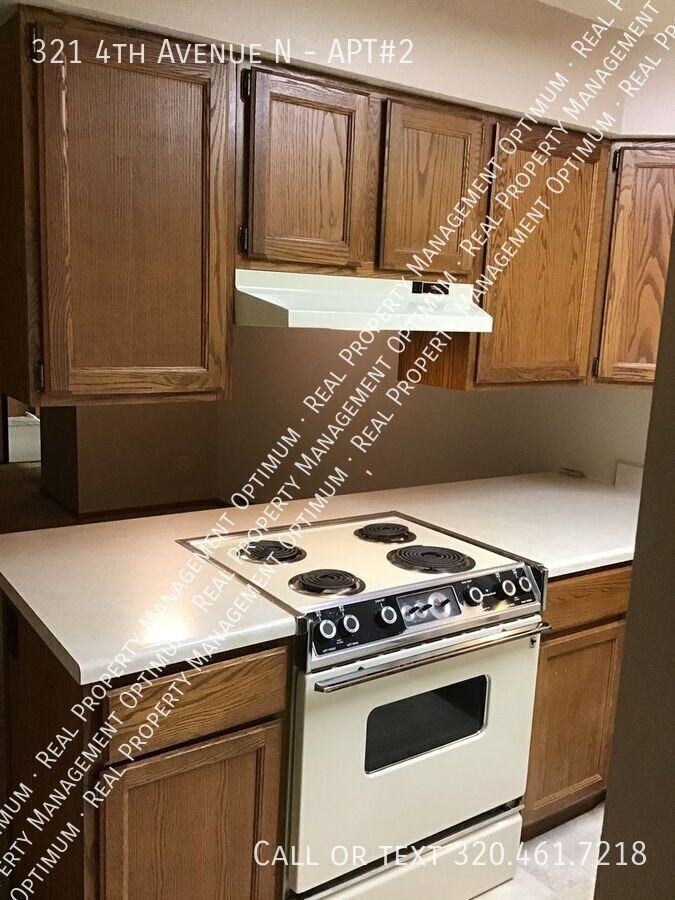 321 4th Ave N #2 - Photo 5 of 12