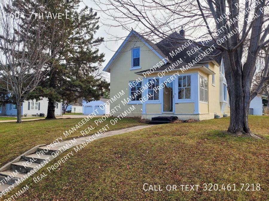 604 7th Ave E - Photo 3 of 22