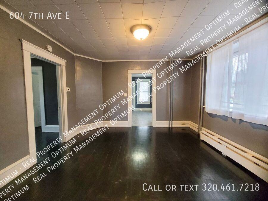 604 7th Ave E - Photo 7 of 22