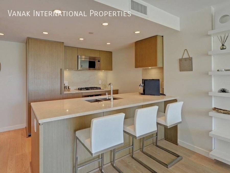 125 Tower B - Photo 6 of 15