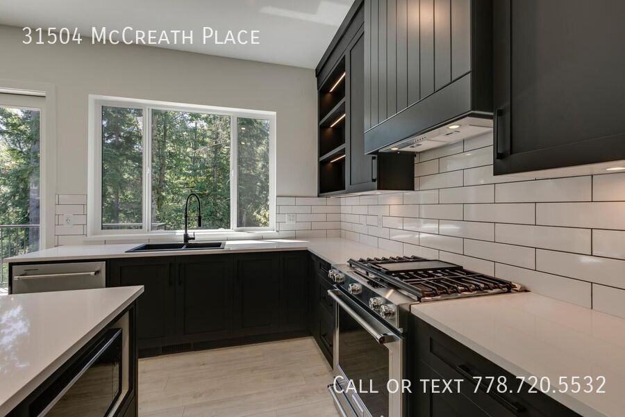 31504 Mccreath Pl - Photo 4 of 23