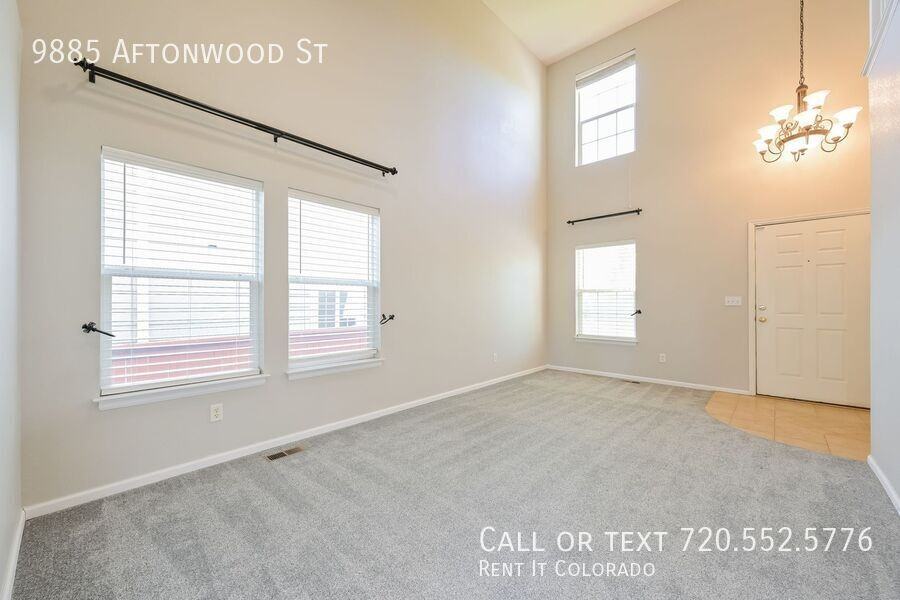 9885 Aftonwood St - Photo 4 of 45