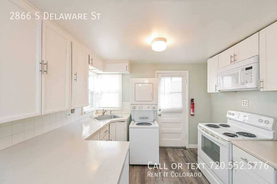 2866 S Delaware St - Photo 3 of 38