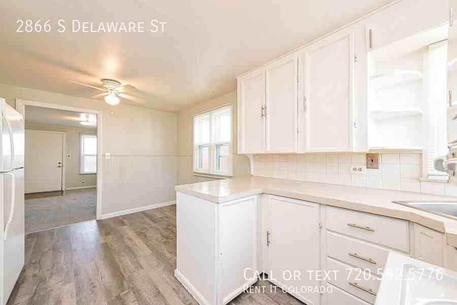 2866 S Delaware St - Photo 5 of 38