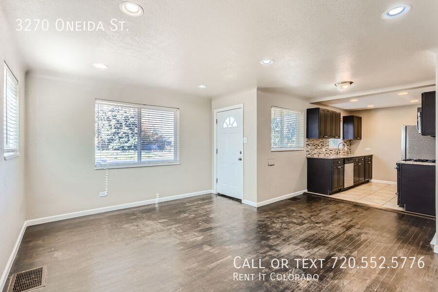 3270 Oneida St - Photo 4 of 28