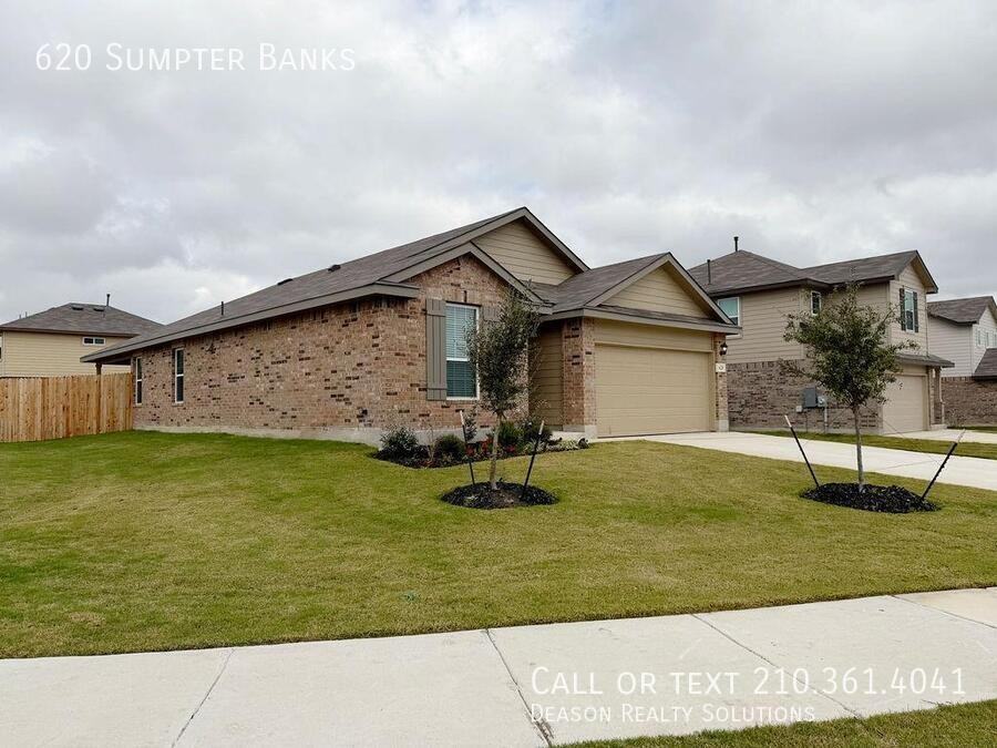 620 Sumpter Banks - Photo 2 of 34