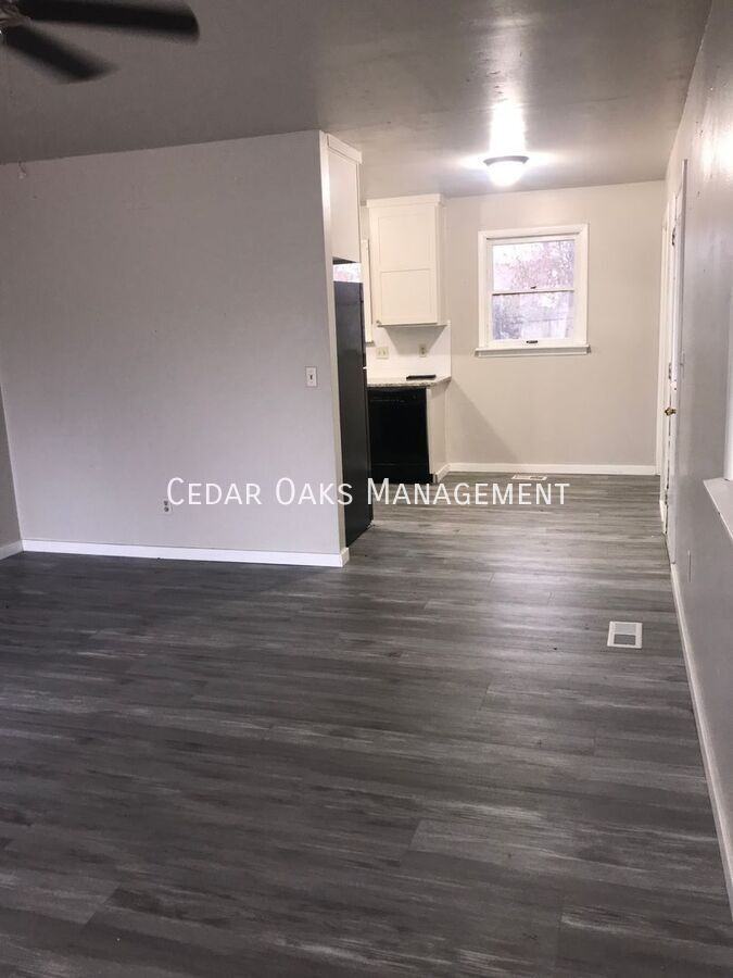 321 S Neal St #2 - Photo 7 of 15