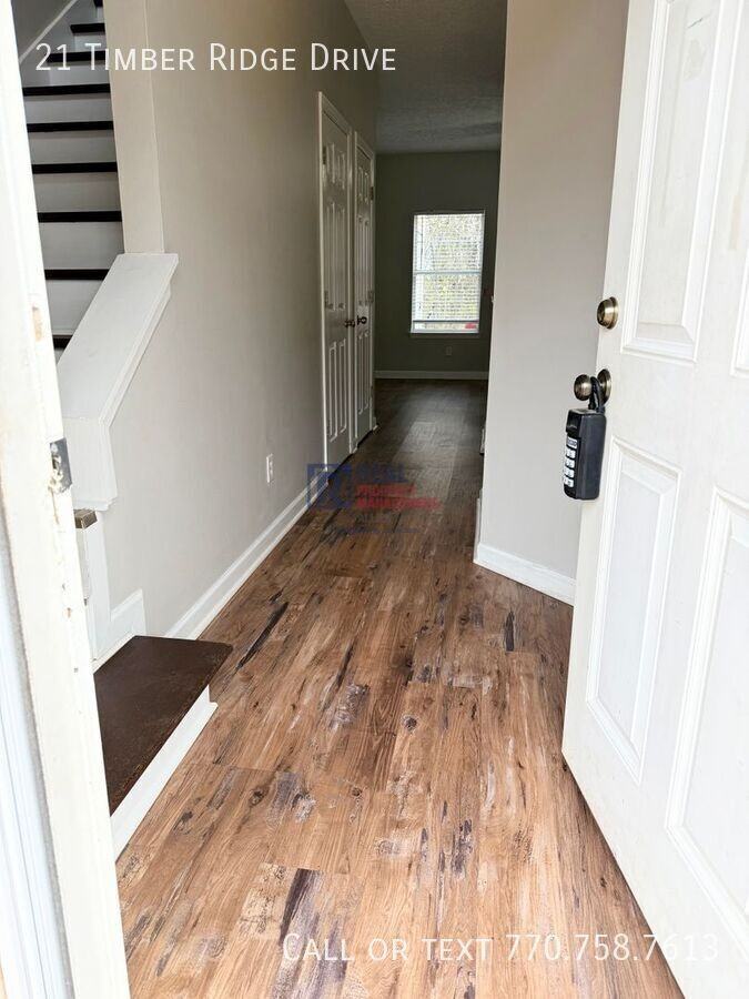 21 Timber Ridge Dr - Photo 3 of 15