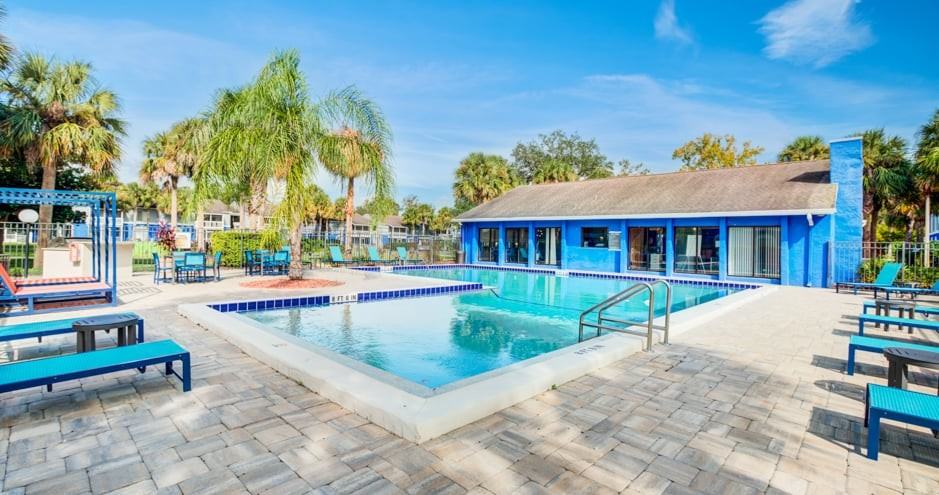 Latitude 28 Apartments - Photo 3 of 25